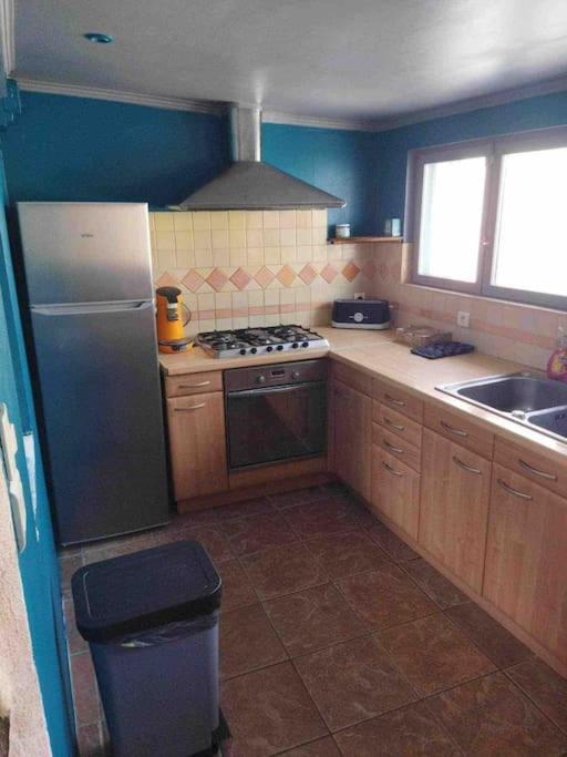 Charmante Maison Atypique En Village Saint-Colombin Kültér fotó